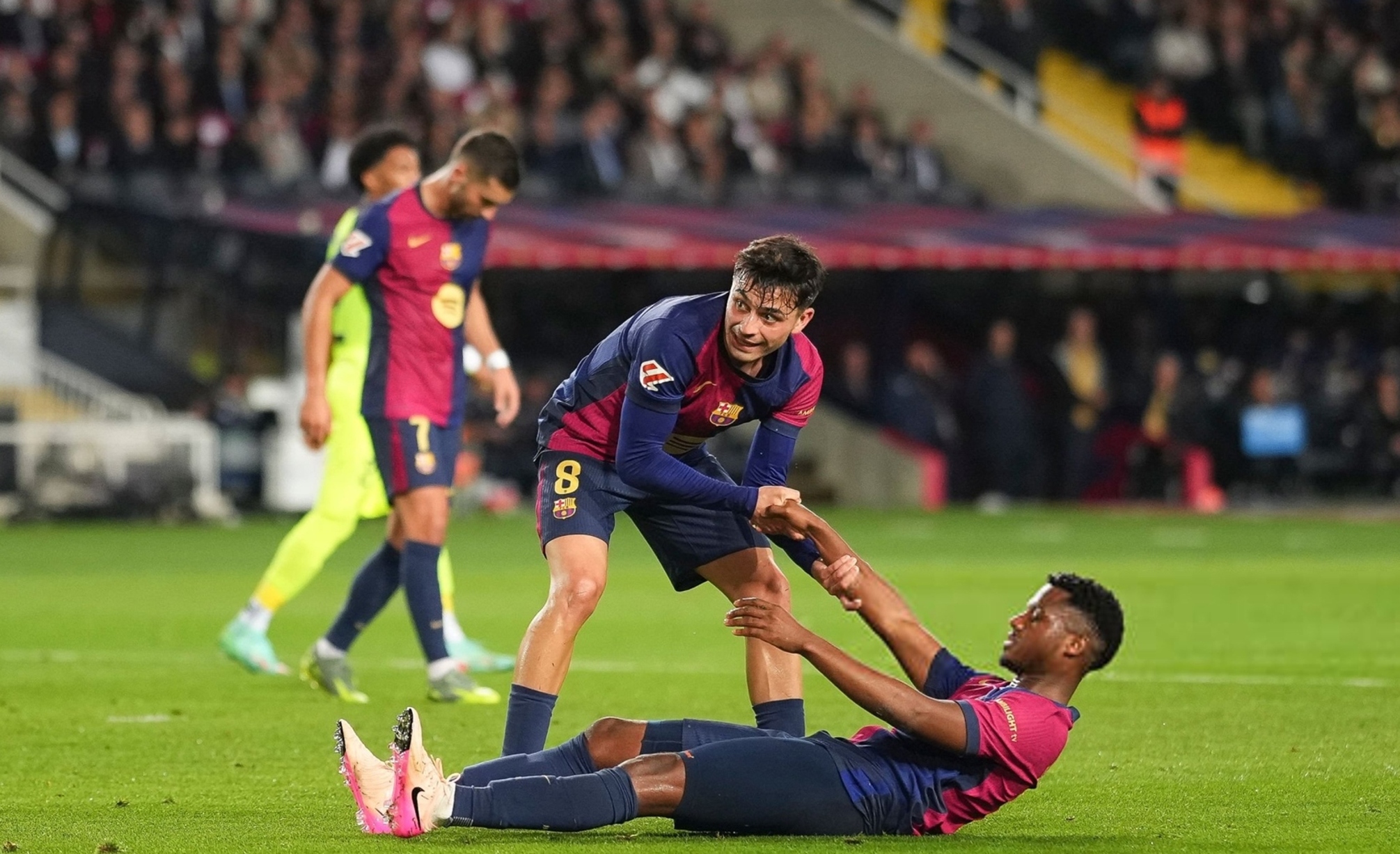 九游体育APP下载-巴萨核心受伤，球队备战面临挑战