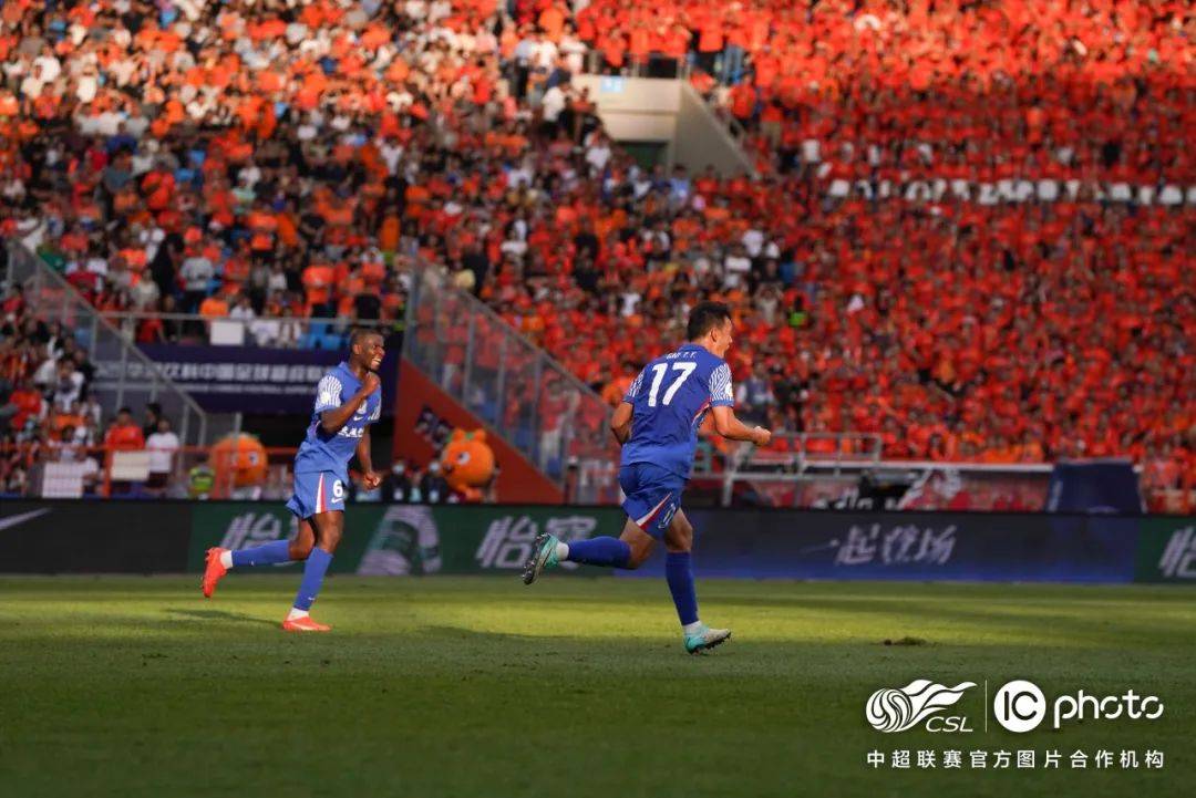 华夏幸福主场击败富力,全取三分稳居中超中游 华夏幸福主场击败富力,全取三分稳居中超中游