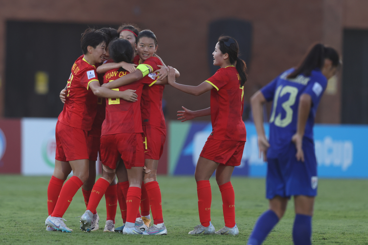 九游app下载-关于激烈比拼！中国女足队员在比赛中展现出色的信息