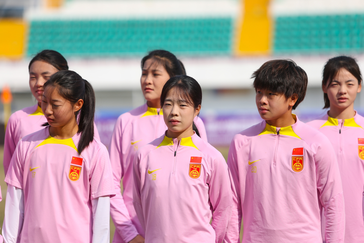 关于激烈比拼!中国女足队员在比赛中展现出色的信息 关于激烈比拼!中国女足队员在比赛中展现出色的信息