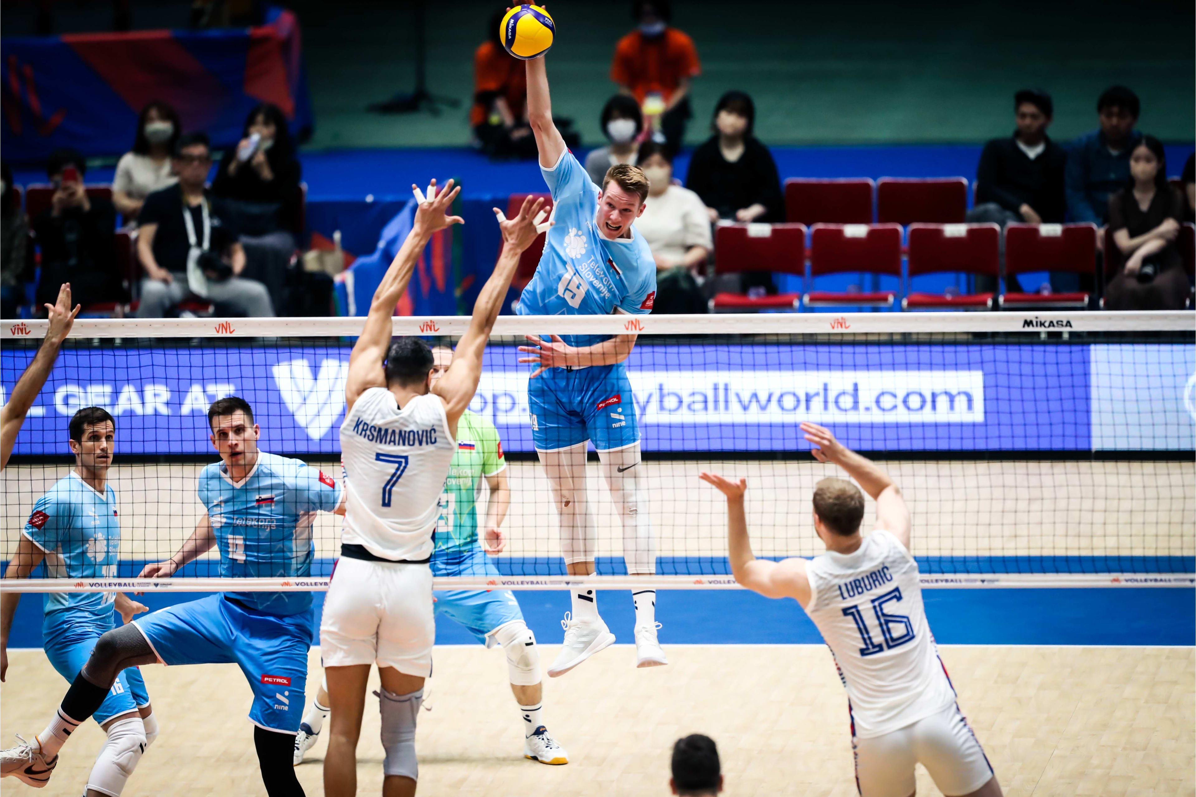 9you娱乐-斯洛文尼亚足球超级联赛主场大胜的简单介绍