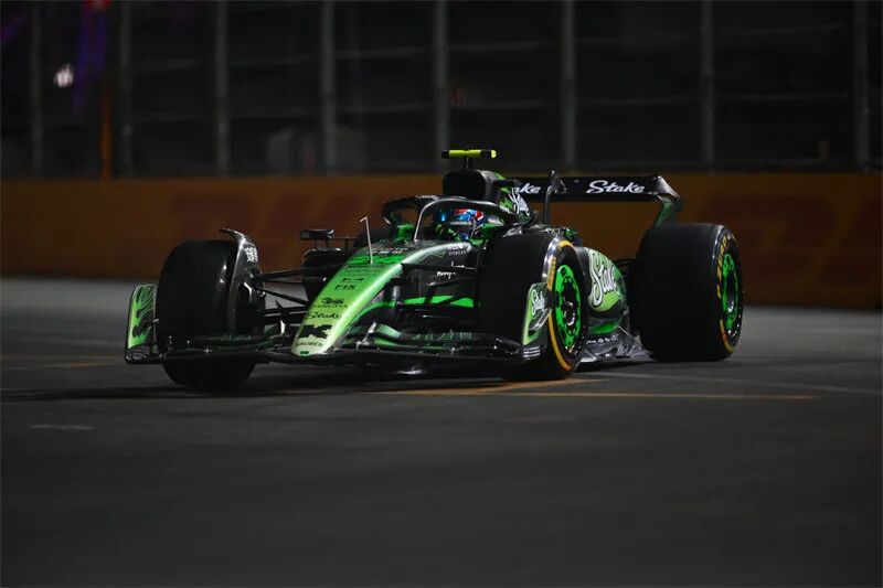 九游中国-梅赛德斯险胜索伯车队,周冠宇高光表现的简单介绍