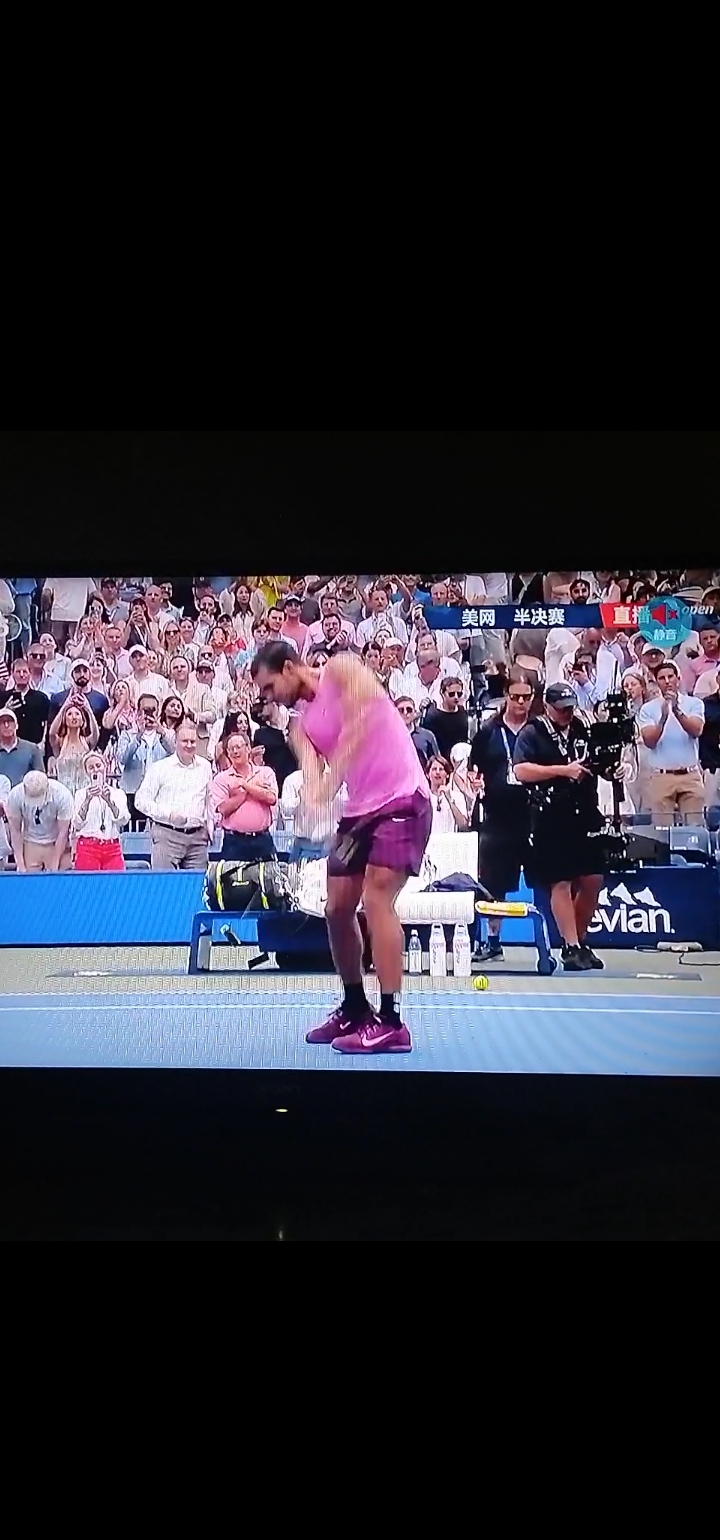 包含ATP总决赛横扫美网，阿尔卡拉斯扛起全队的词条