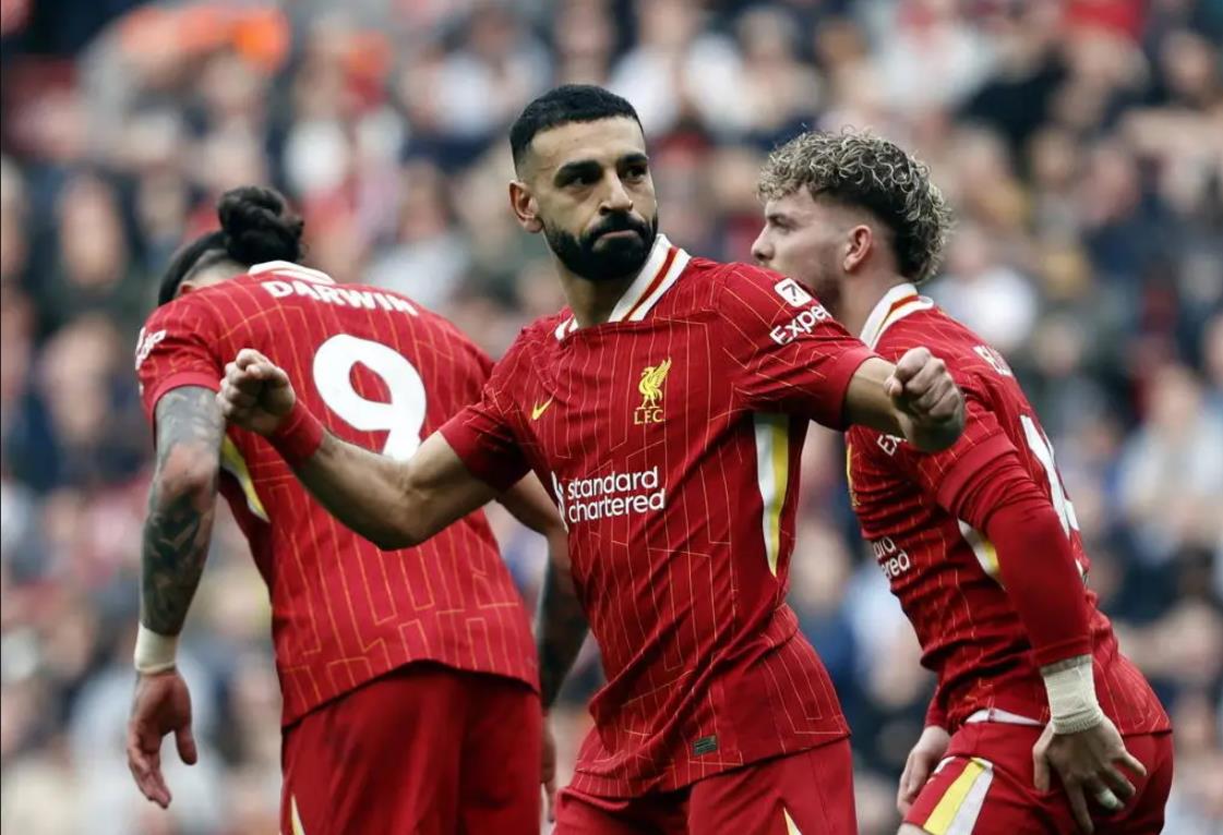 关于曼城险胜西班牙，梅西高光表现的信息